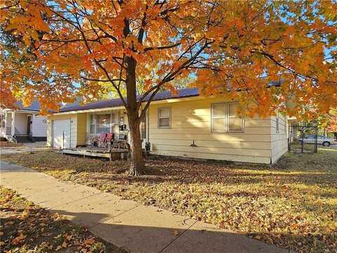 103 W 2nd Avenue, Garnett, KS 66032