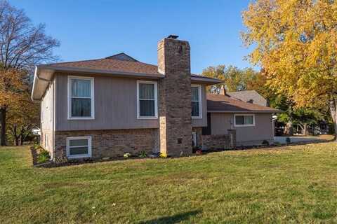 603 W 28th Place, Lawrence, KS 66046