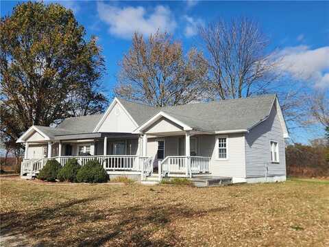 7359 SE B Highway, Cowgill, MO 64637