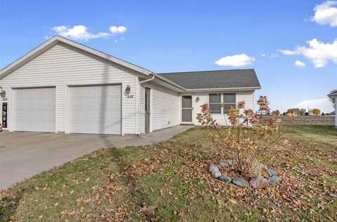 1608 Highland Ave, Washington, IA 52353