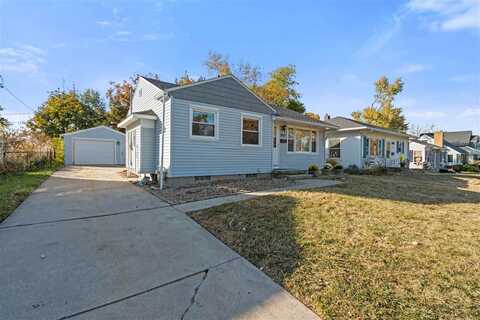 1037 20th St SE, CedarRapids, IA 52403