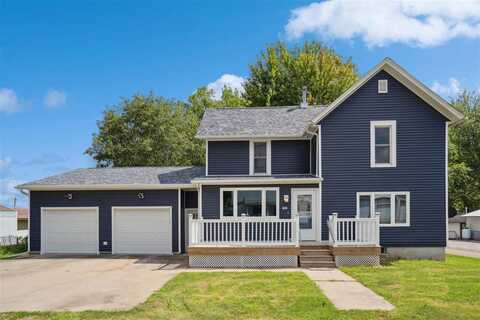 303 4th Street, Wellman, IA 52356