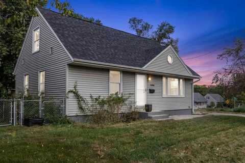 3400 H Ave NW, CedarRapids, IA 52405