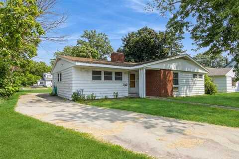 392 W Marion Street, Marengo, IA 52301