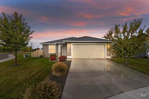 3182 N Saratov Way, Kuna, ID 83634