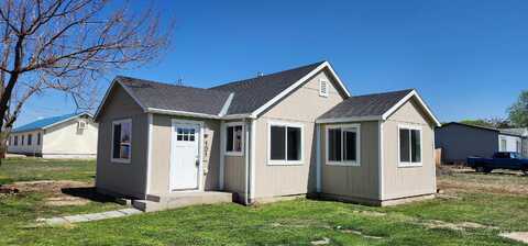 101 E Park Ave, Parma, ID 83660