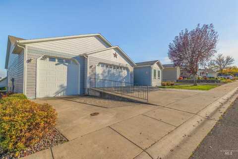 3017 Cypress St, Lewiston, ID 83501