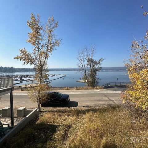 1404 Mill Rd, McCall, ID 83638