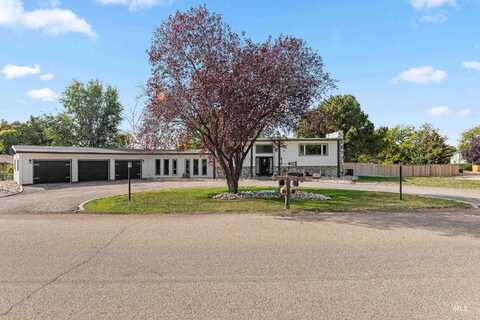 3805 Vista Drive, Nampa, ID 83686