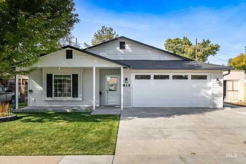 815 N 8th East, Mountain Home, ID 83647