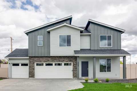 8137 E Red Horse St, Nampa, ID 83687