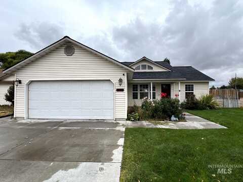 922 Caswell Ave W, Twin Falls, ID 83301