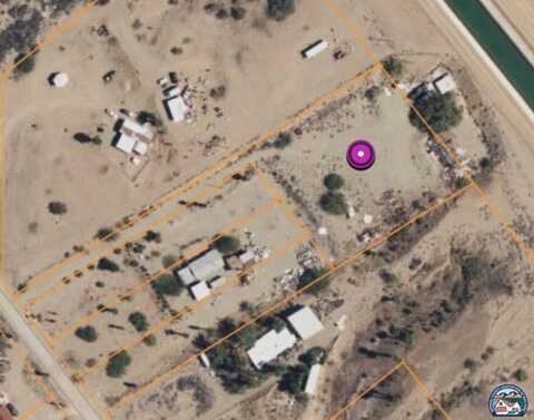 10330 Coachella Canal Rd, Niland, CA 92257