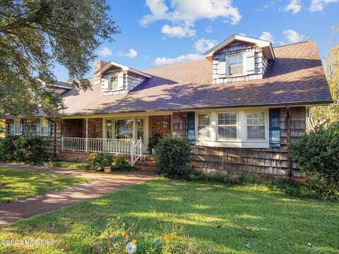 403 W Spring Street, Swansboro, NC 28584