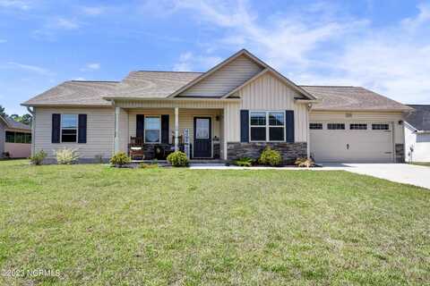 309 Breezeway Drive, Sneads Ferry, NC 28460