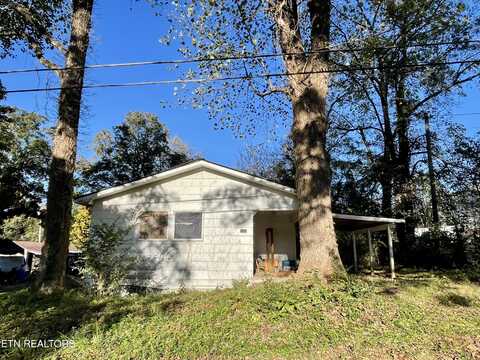 242 S Babcock St, Tellico Plains, TN 37385