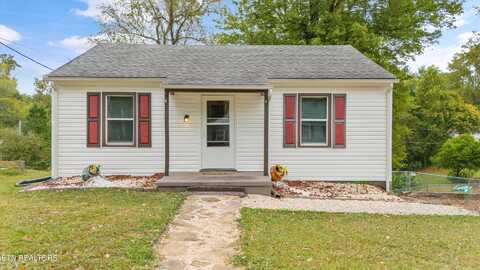 311 Long Drive, Harriman, TN 37748