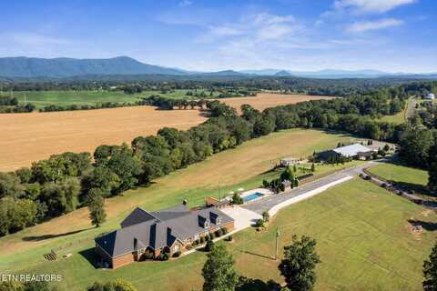 1020 Thomas Rd, Benton, TN 37307