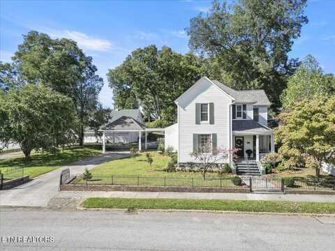 127 Wilson Ave, Maryville, TN 37803