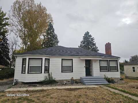 1621 Arthur Street, Klamath Falls, OR 97603