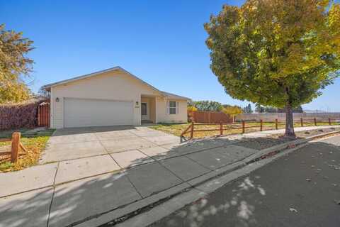 5480 Kellal Lane, Klamath Falls, OR 97603