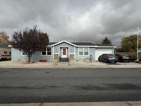 5445 Winterfield Way, Klamath Falls, OR 97603