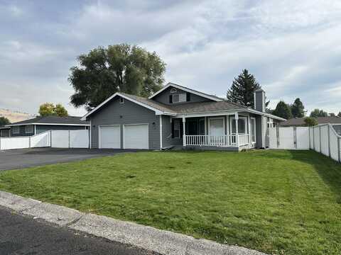 3617 Rio Vista Way, Klamath Falls, OR 97603