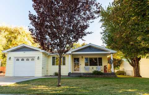 831 S 8th Street, Lakeview, OR 97630