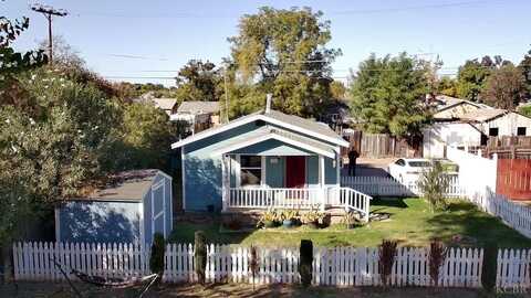 322 F Street, Lemoore, CA 93245