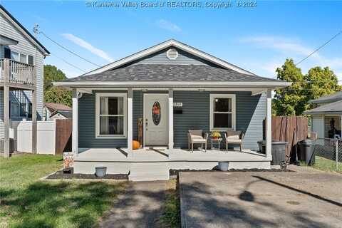 1914 Adams Avenue, Saint Albans, WV 25177