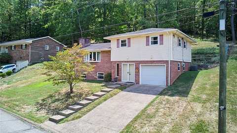 1505 Village Drive, South Charleston, WV 25309