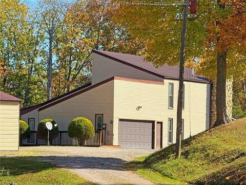 66 Romie Hill Road, Kenna, WV 25248