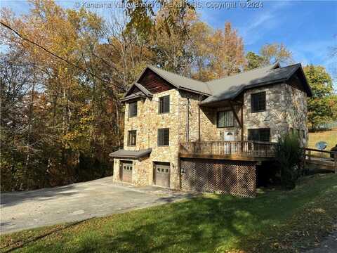 224 Atlas Road, South Charleston, WV 25309