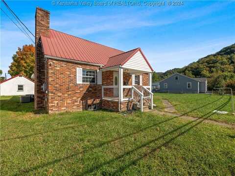 307 W 33rd, Belle, WV 25015