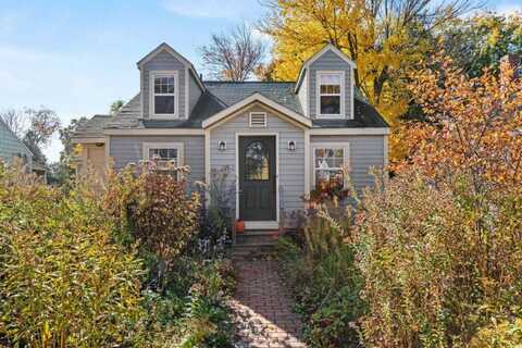 102 Wellington Road, Portland, ME 04103