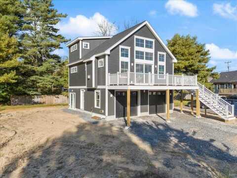 1810 Post Road, Wells, ME 04090