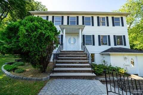 197 Kinderkamack Road, Oradell, NJ 07649