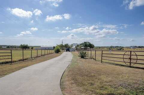 1833 County Road 305, Jarrell, TX 76537