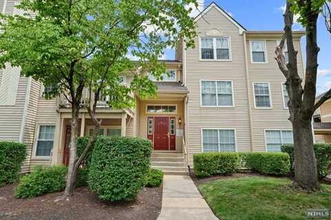 1 Balsam Court, Clifton, NJ 07014