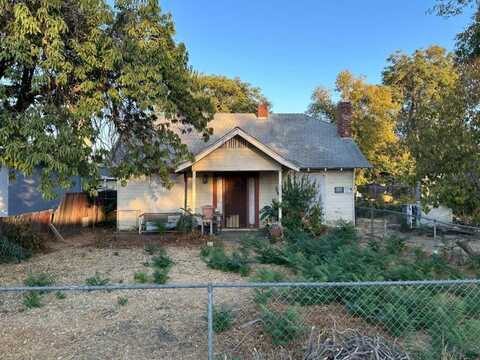 2860 Redwood Ave, Stockron, CA 95205