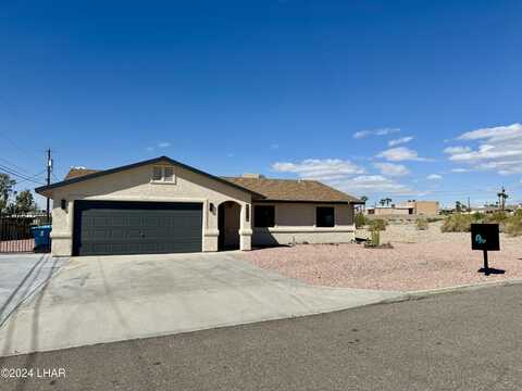 654 Apache Dr, Lake Havasu City, AZ 86406