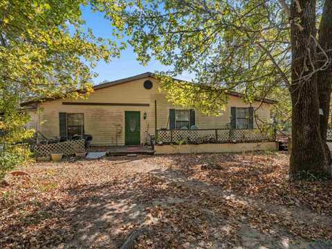 409 Deans Ln., Hallsville, TX 75650