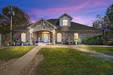 1204 S White Oak Rd., White Oak, TX 75693