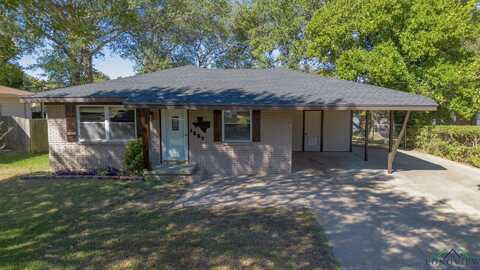 1307 Miami Dr, Longview, TX 75601