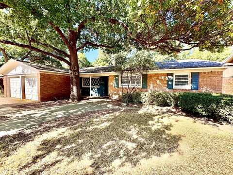 3412 62nd Street, Lubbock, TX 79413