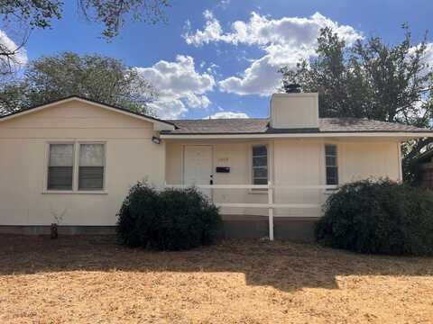 2005 41st, Lubbock, TX 79412