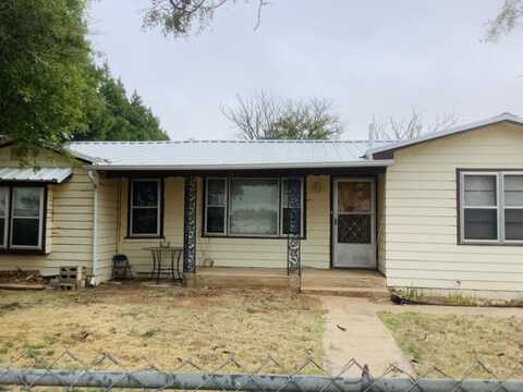 520 Ave K, Ralls, TX 79357