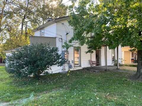 132 North Locust Street, Versailles, KY 40383