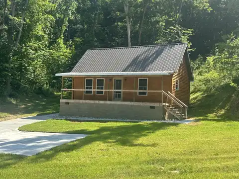 409 Freeman Branch Road, East Bernstadt, KY 40729