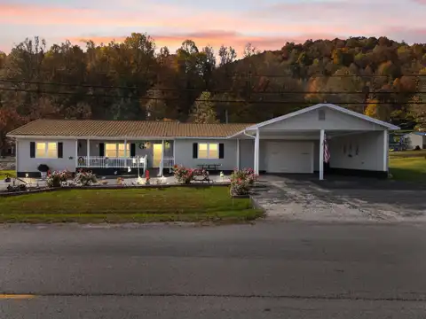 4921 West Cumberland Avenue, Middlesboro, KY 40965